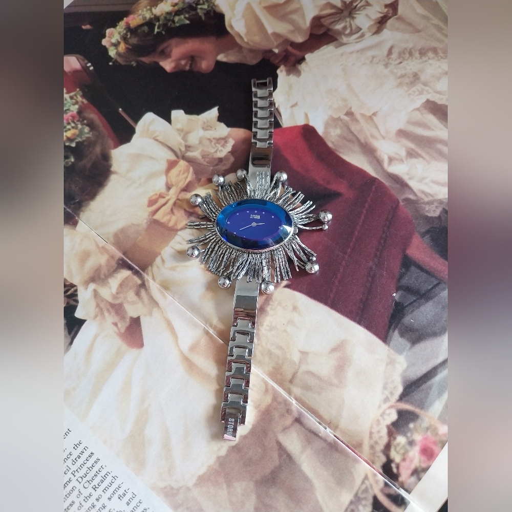 Watch Collection with Vibrant Colors - Picture 2 of 15
